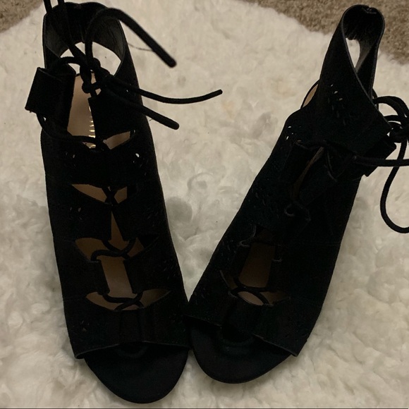 Black Heels Never Worn - Picture 3 of 5